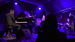 Neil Cowley Trio - Olomouc - 3.11.2014 - Couch Slouch