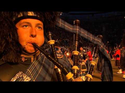 The Massed Pipes & Drums - Edinburgh Military Tattoo 2015 Performance