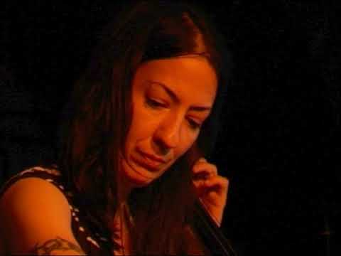 Julia Kent  14/06/11  Paris, Péniche El Alamein