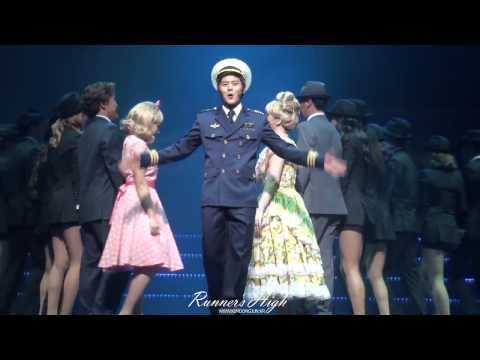 [Fancam] 121224 ZE:A Dongjun - 캐치미이프유캔 커튼콜 2/2 (16:00)