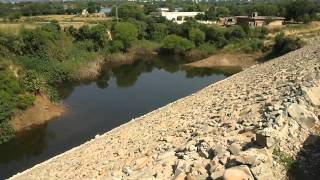 preview picture of video 'View of side of Panyam Dyke'