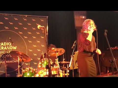 Sabina Trombars- Każdy szafę ma (muz.Krzysztof Komeda)