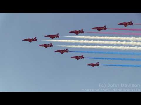2019 Spirit of St.  Louis Air Show - Spitfire & RAF Red Arrows