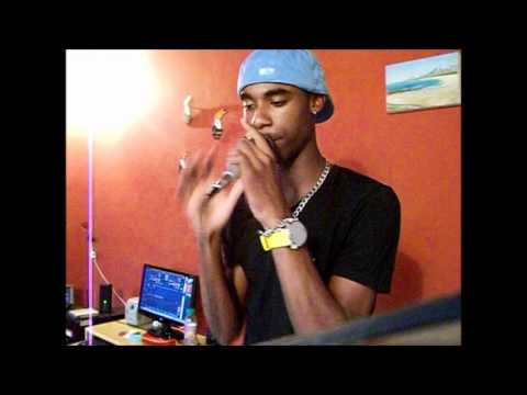 MC FLAVINHO   MEDLEY = STUDIO FABULOSO