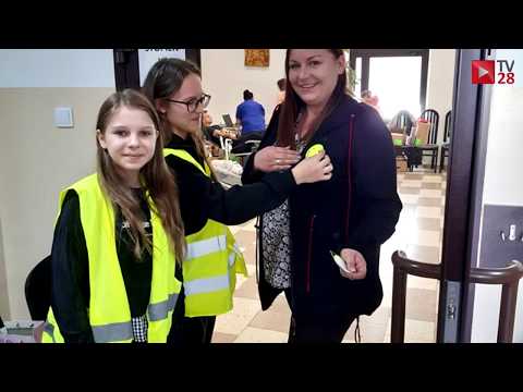 Niedźwiedź. Było odblaskowo w całej szkole