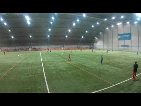 FC Viikingit P05 punainen: Harjoituspeli 11v11 HJK kelt - FCV 18.11.2017 Tali (5)