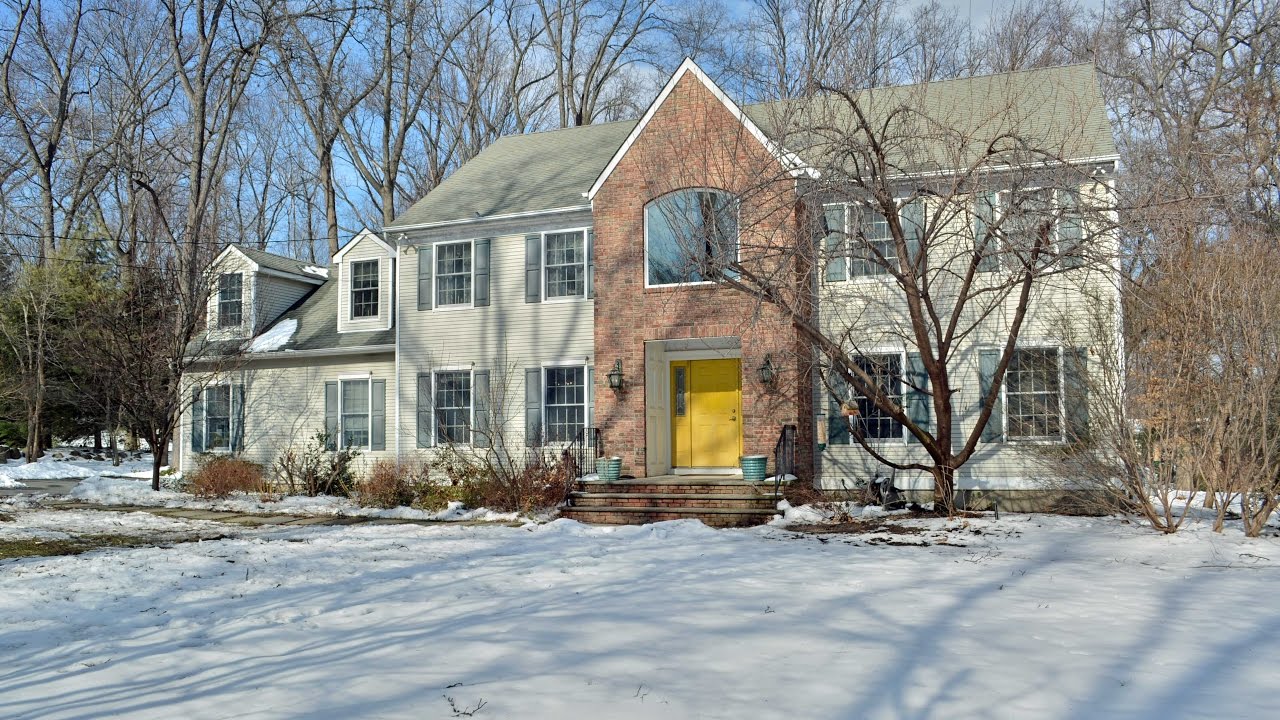 554 Eder Ave, Wyckoff, NJ - Terrie O'Connor Realtors Listing