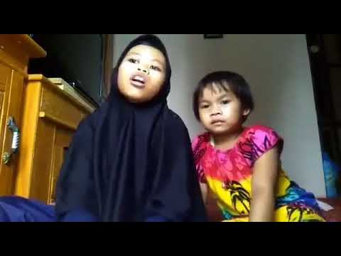 LUCU ABIS!! EKSPRESI KAKAK ADIK TERKEJUT SAAT PETIR MENYAMBAR