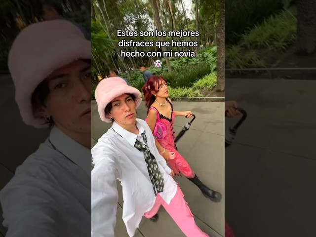 Vídeo relacionado con Mujer Disfraz de calculadora para Halloween, fácil cosplay, matemáticas, friki Camiseta Cuello V