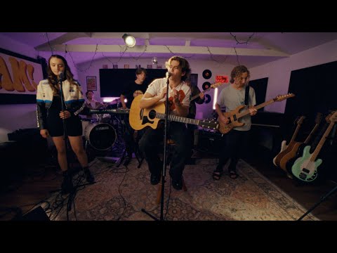 Telepatía ft. Alejandro | JAM!