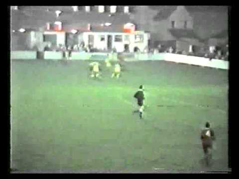 Bromsgrove Rovers 1-3 Droylsden - FA Trophy 3rd QRound Replay - December 4th 1990 (First Half)