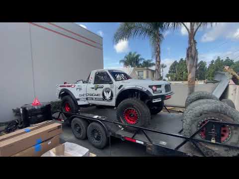 Walk around the Camburg Kids Long travel Ranger race truck
