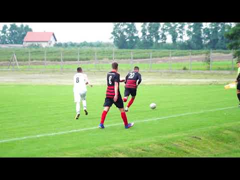 Bramka na 2:0 Tomasz Żuchowski (Błękitni Dmosin)