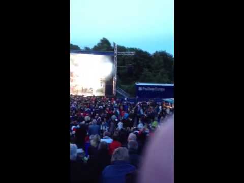 Victor og far Mugge til Kim Larsen