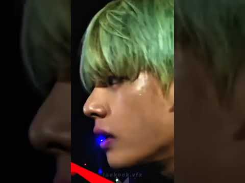 Taehyung changing his expression is so 🔥🔥🔥🥵🥵🥵#bts #shorts #v