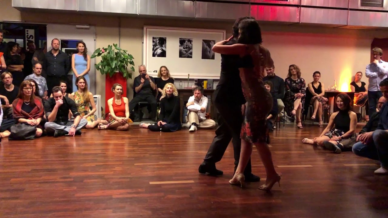 Celine Giordano y Alexis Quezada - Munich 2019 - Milonga