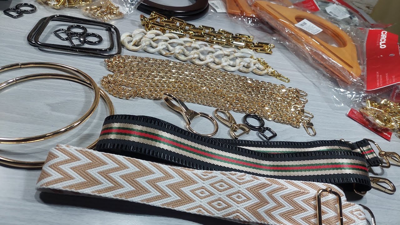 Watch Now NOVIDADE!!!! Alças e Acessórios Para Bolsas - CÍRCULO NOVIDADE!!!! Alças e Acessórios Para Bolsas - CÍRCULO