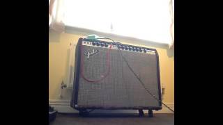 Video thumbnail for 1977 fender vibrosonic amp demo by Grayzercaster