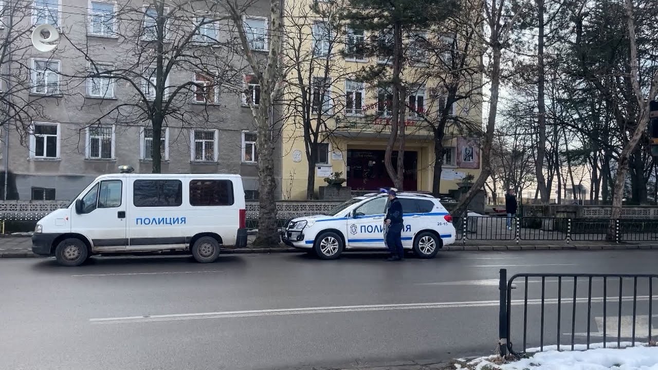 8 хасковски училища получиха бомбени заплахи с ислямистки призиви