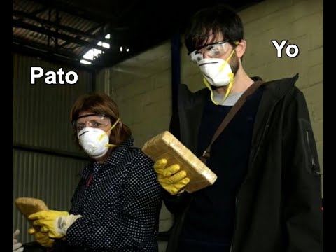 Quemando droga con Pato Bullrich