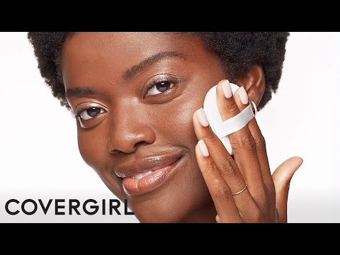 How to Apply Clean Invisible Loose Powder | COVERGIRL
