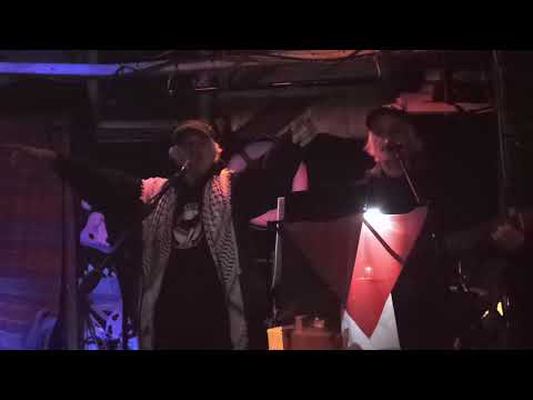 YOUR LOCAL PIRATES live @ The Field - BELLA CIAO voor PALESTINA