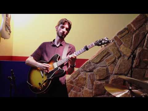 Dolemite - Scott Henderson - Paulo Aggio Trio