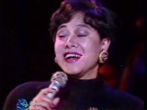 Kimiko Ito 伊藤君子 Live 1989 TV-Show. "Just In Time/Autumn In New York/Bridge Over Troubled Water &"