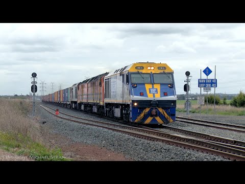 EL63, CLF2, CLF4, EL60 Leading SCT / SBR 7922V Dooen Container Train  (26/8/2021) - PoathTV Railways