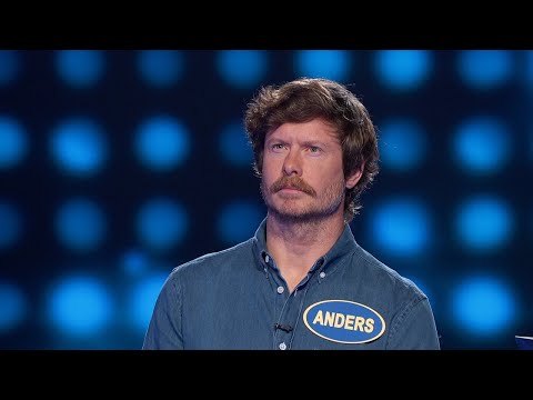 Fast Money: Anders Holm and Emma Nesper Holm - Celebrity Family Feud