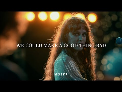 Look At Us Now (Honeycomb) - Daisy Jones & The Six (lyrics)