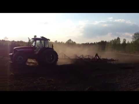 Kevät 2014 Massey Ferguson 4270 ja Massey Ferguson 4255