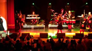 Red Hot Chilli Pipers Flower Of Scotland