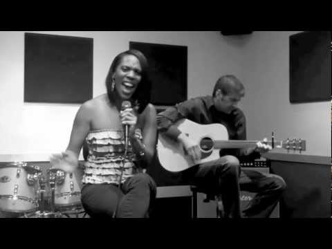 Is There Anybody Out There?/Somebody That I Used to Know (Pink Floyd/Gotye acoustic medley)