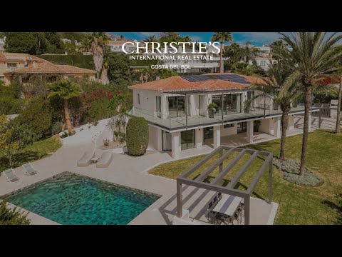 Newly renovated villa with sea views and perfect for families