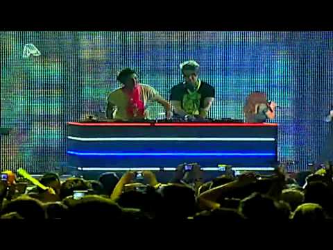 Onirama & Playmen feat. Paparizou - Fysika Mazi - Together Forever (MAD Awards 2010) HD