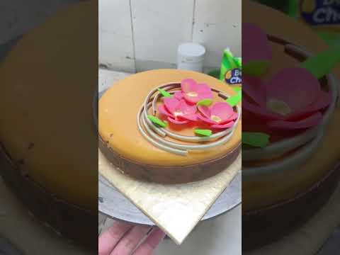 Caramel cake|white,milk and strawberry chocolate use for garnish| carmel souch| new decorations cake