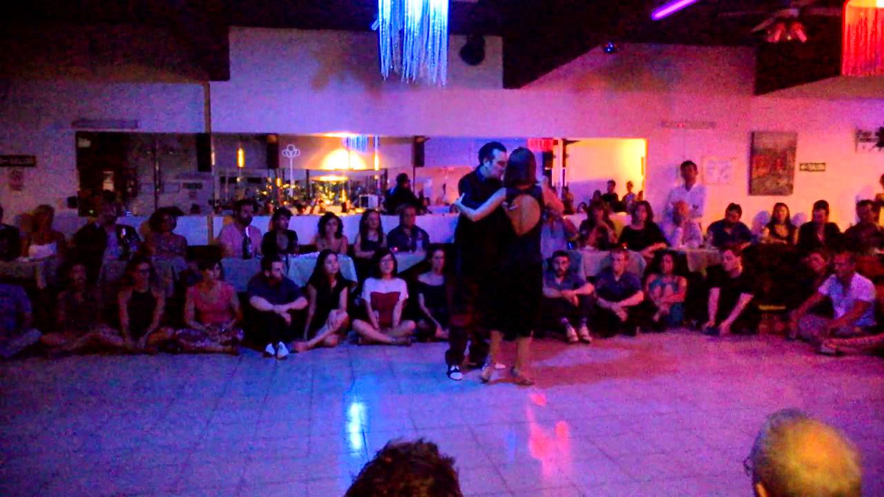 Video thumbnail for Chicho Frúmboli e Juana Sepúlveda