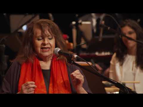 La pomeña – Melania Perez