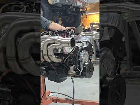 454 BBC with Howard's Big Momma Rattler camshaft. 9.5:1 compression #bigblockchevy #454 #chevy