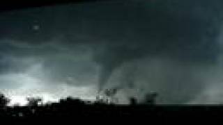 preview picture of video 'Hill City, Kansas Tornado'