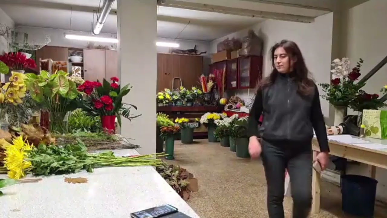 Tutorial composizioni floreali per tomba e loculi cimitero - Fiorista Bandera