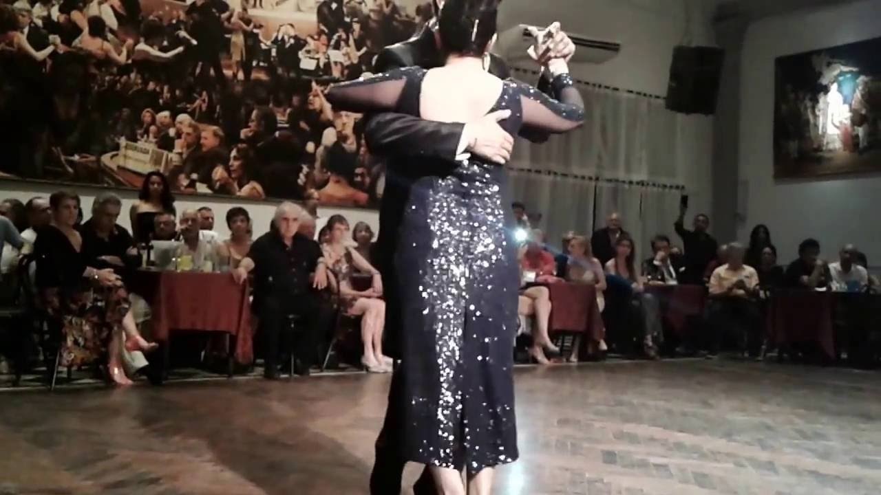 Bailaron Stella Baez & Ernesto Balmaceda, en la milonga Canning. Part.1 - 02/12/16