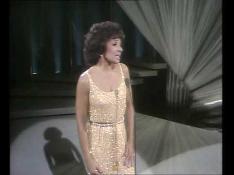 Solitaire - Shirley Bassey