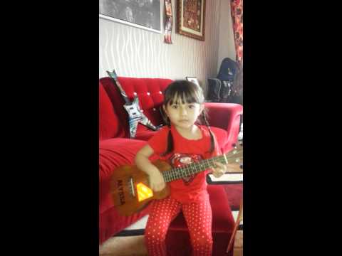 Alyssa Dezek - We wish you a merry Christmas (Cover)