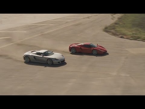 Ferrari Enzo vs Porsche Carrera GT