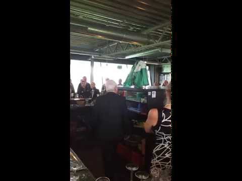 Onthulling Borstbeeld Maurice Bonneu kantine achel vv 2015