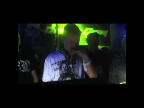 Joshua Hiroshi + Alexander all'8 club (sabato 3 aprile 2004)