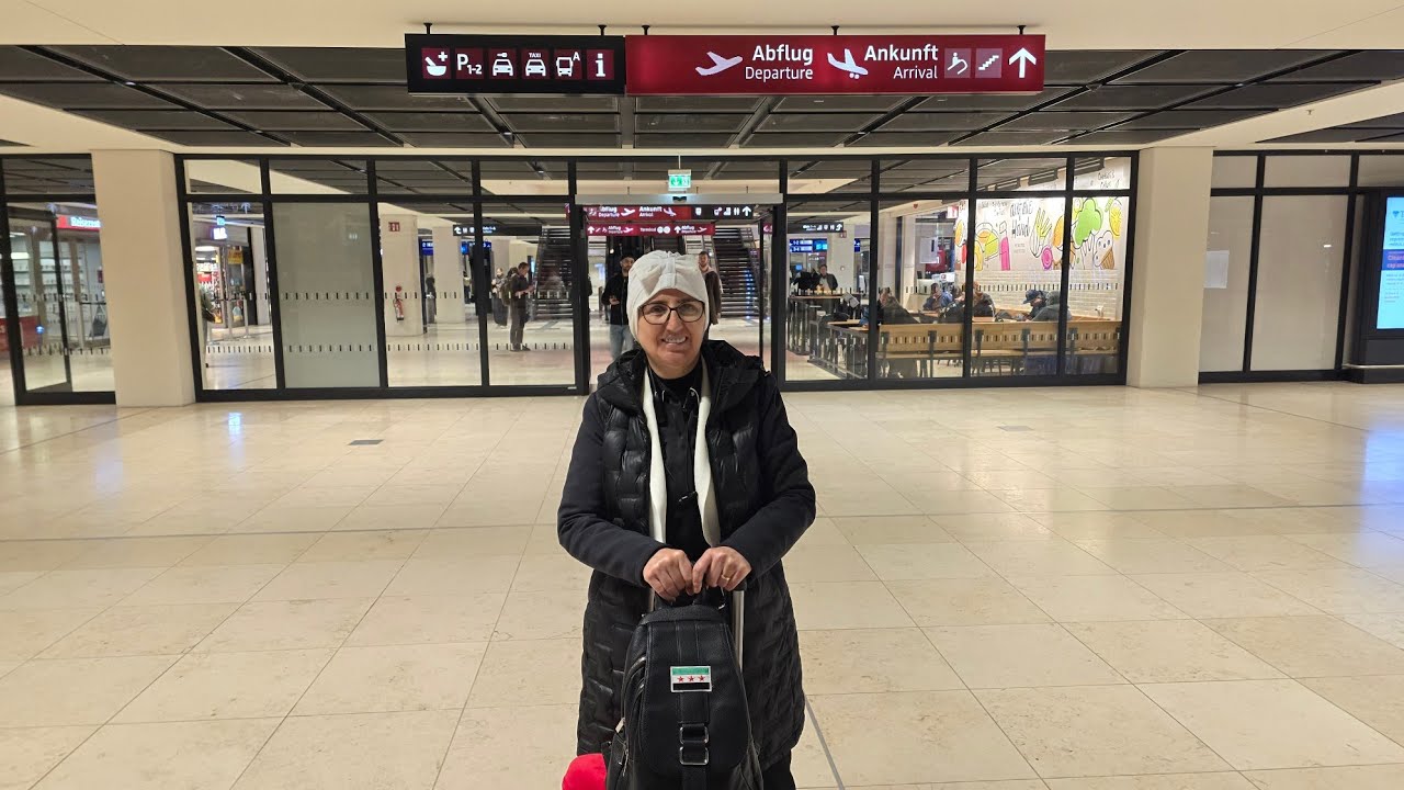 من مطار برلين احييكم 