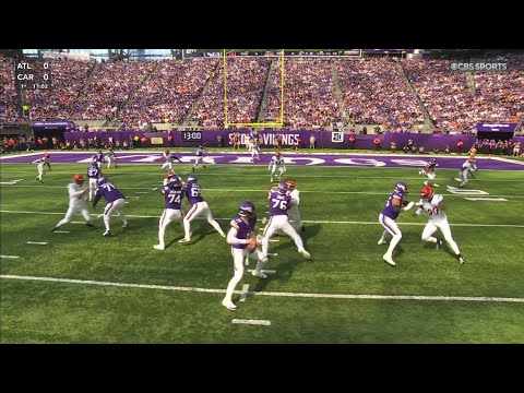 Carson Wentz finds Josh Oliver for the touchdown